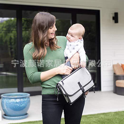Amazon white grey cotton thread woven bag with collapsible mommy diaper with removable partition Amazon white grey cotton thread woven bag with collapsible mommy diaper with removable partition