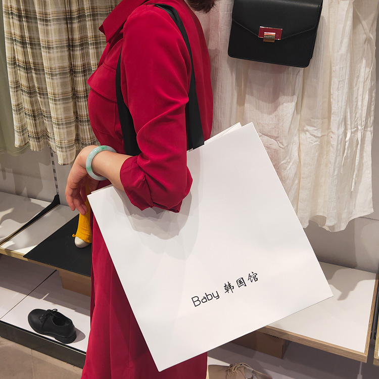 Paper Bag Manufacturer White Card Clothing Rivet Hand-Carrying Paper Bag Clothes Packaging Shopping Gift Hand Twist Paper Bag plus Logo Paper Bag Manufacturer White Card Clothing Rivet Hand-Carrying Paper Bag Clothes Packaging Shopping Gift Hand Twist Paper Bag plus Logo