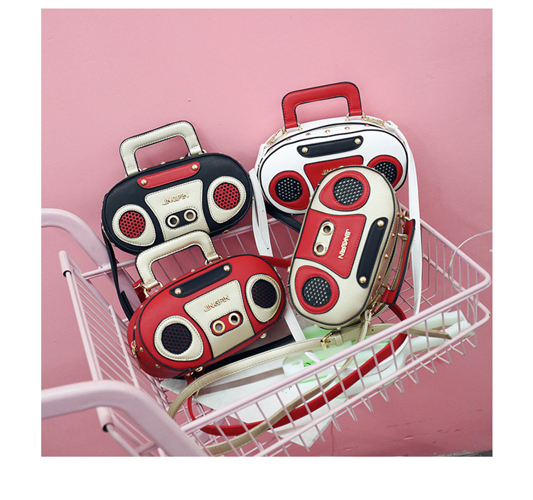European and American Fashion Simulation Three-Dimensional Shoulder Bag Funny Personality Radio Style Crossbody Rivet Crossbody Bag Women