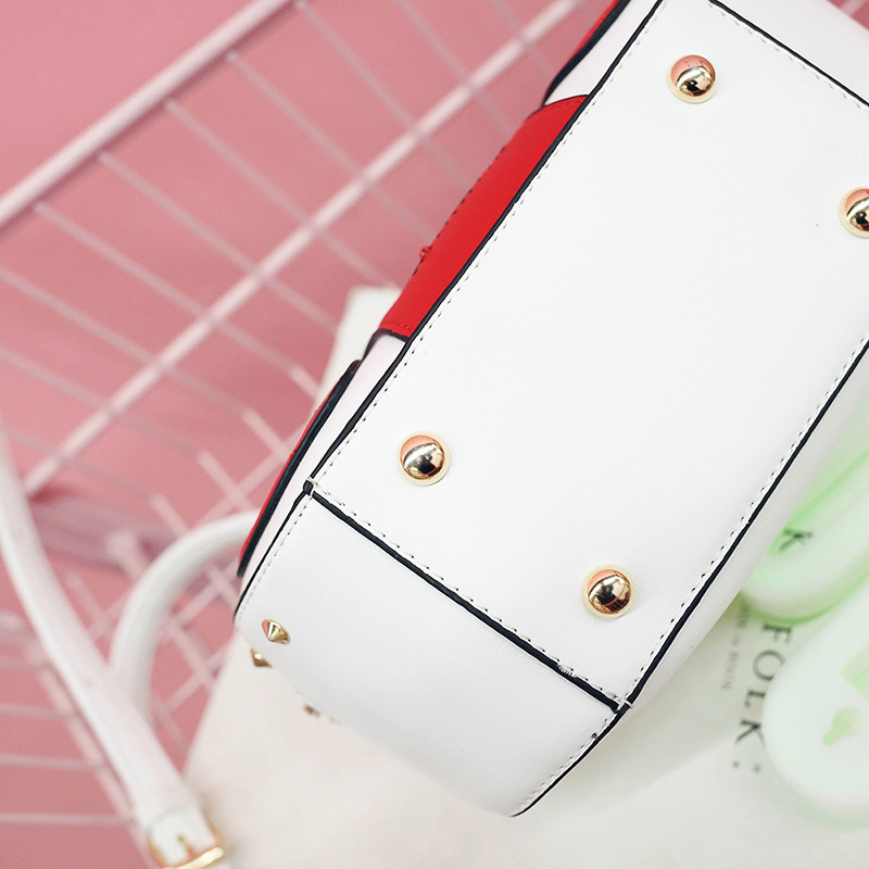 European and American Fashion Simulation Three-Dimensional Shoulder Bag Funny Personality Radio Style Crossbody Rivet Crossbody Bag Women