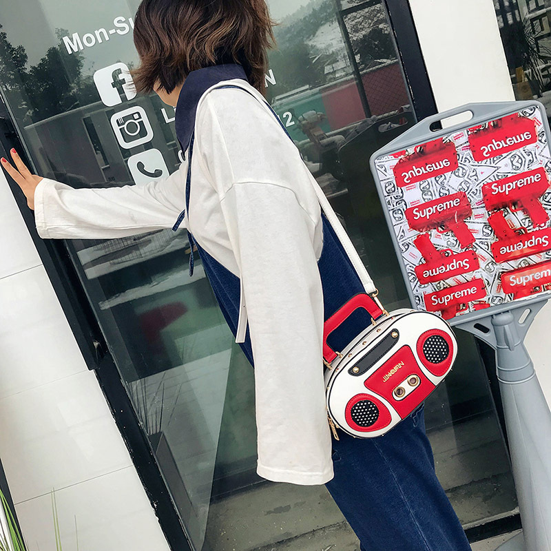 European and American Fashion Simulation Three-Dimensional Shoulder Bag Funny Personality Radio Style Crossbody Rivet Crossbody Bag Women