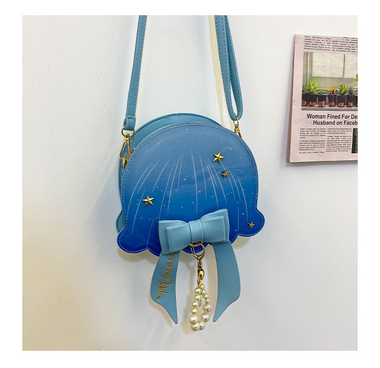 Foreign Trade New Fantasy Creative Jellyfish Shoulder Bag Pearl Bow Rivet Crossbody Bag Contrast Color Letter Women Bag Foreign Trade New Fantasy Creative Jellyfish Shoulder Bag Pearl Bow Rivet Crossbody Bag Contrast Color Letter Women Bag