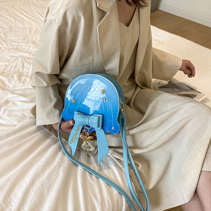 Foreign Trade New Fantasy Creative Jellyfish Shoulder Bag Pearl Bow Rivet Crossbody Bag Contrast Color Letter Women Bag Foreign Trade New Fantasy Creative Jellyfish Shoulder Bag Pearl Bow Rivet Crossbody Bag Contrast Color Letter Women Bag