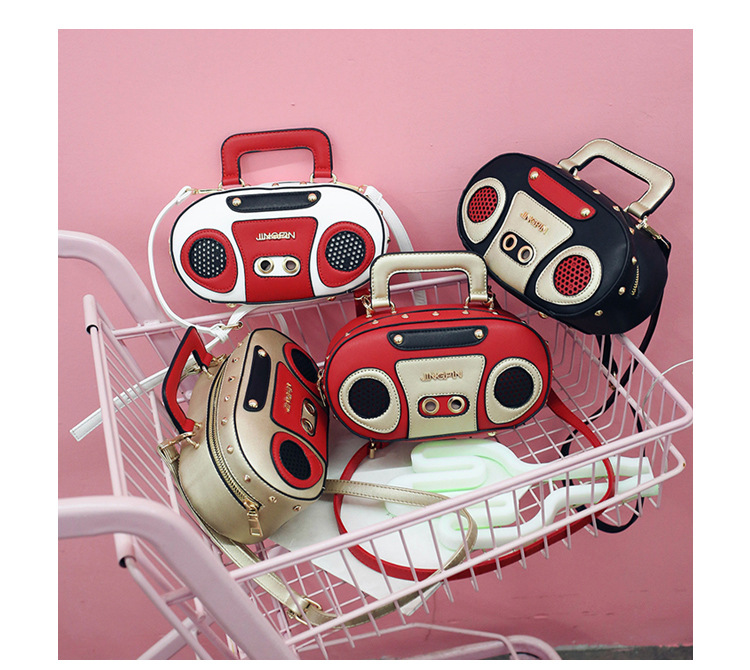 Factory Wholesale European and American Fashion Simulation Radio Stereo Shoulder Bag Funny Personality Crossbody Rivet Crossbody Bag Female Factory Wholesale European and American Fashion Simulation Radio Stereo Shoulder Bag Funny Personality Crossbody Rivet Crossbody Bag Female