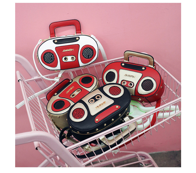 Factory Wholesale European and American Fashion Simulation Radio Stereo Shoulder Bag Funny Personality Crossbody Rivet Crossbody Bag Female Factory Wholesale European and American Fashion Simulation Radio Stereo Shoulder Bag Funny Personality Crossbody Rivet Crossbody Bag Female