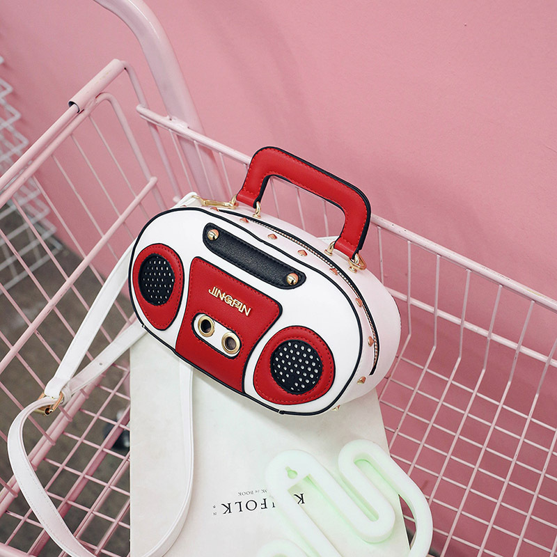 Factory Wholesale European and American Fashion Simulation Radio Stereo Shoulder Bag Funny Personality Crossbody Rivet Crossbody Bag Female Factory Wholesale European and American Fashion Simulation Radio Stereo Shoulder Bag Funny Personality Crossbody Rivet Crossbody Bag Female
