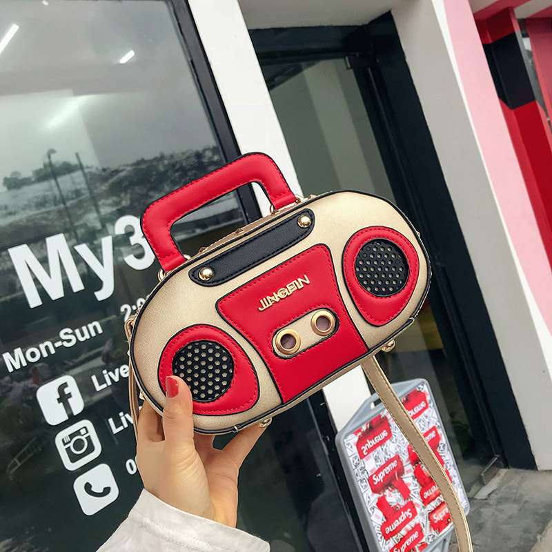 Factory Wholesale European and American Fashion Simulation Radio Stereo Shoulder Bag Funny Personality Crossbody Rivet Crossbody Bag Female Factory Wholesale European and American Fashion Simulation Radio Stereo Shoulder Bag Funny Personality Crossbody Rivet Crossbody Bag Female