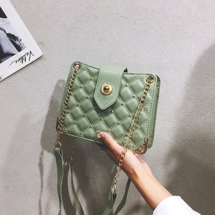 Women's Bag Chanel-Style Rhombus Chain Bag Rivet Small Bag Shoulder Bag Fashion Trendy Messenger Bag Women's Bag Chanel-Style Rhombus Chain Bag Rivet Small Bag Shoulder Bag Fashion Trendy Messenger Bag