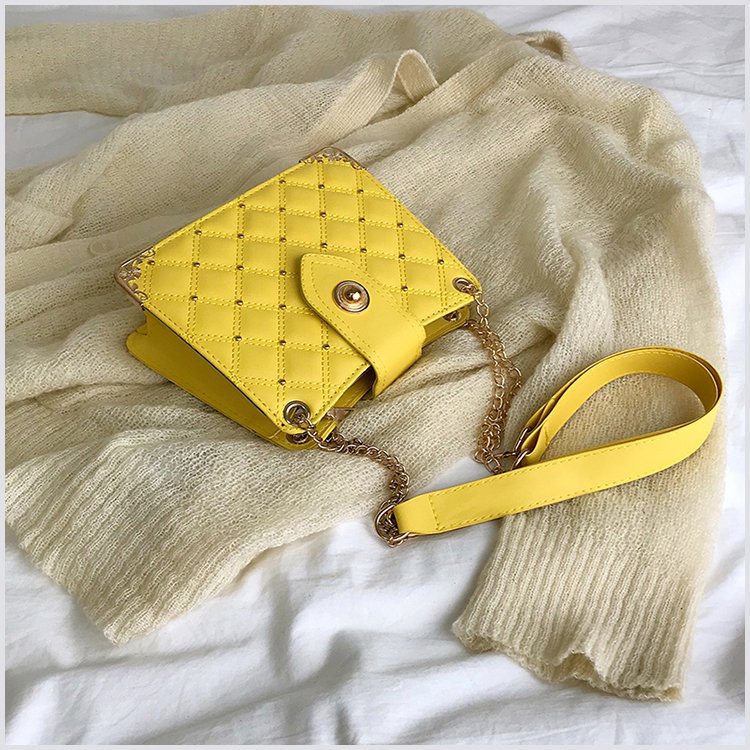 Women's Bag Chanel-Style Rhombus Chain Bag Rivet Small Bag Shoulder Bag Fashion Trendy Messenger Bag Women's Bag Chanel-Style Rhombus Chain Bag Rivet Small Bag Shoulder Bag Fashion Trendy Messenger Bag