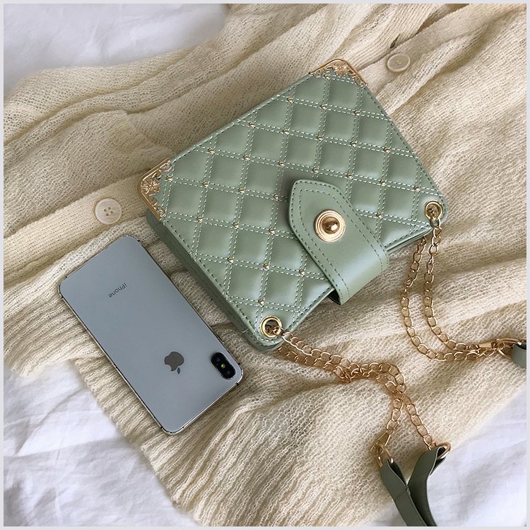 Women's Bag Chanel-Style Rhombus Chain Bag Rivet Small Bag Shoulder Bag Fashion Trendy Messenger Bag Women's Bag Chanel-Style Rhombus Chain Bag Rivet Small Bag Shoulder Bag Fashion Trendy Messenger Bag