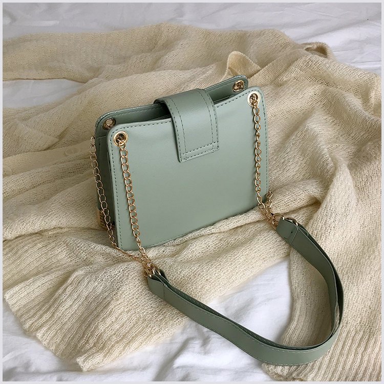 Women's Bag Chanel-Style Rhombus Chain Bag Rivet Small Bag Shoulder Bag Fashion Trendy Messenger Bag Women's Bag Chanel-Style Rhombus Chain Bag Rivet Small Bag Shoulder Bag Fashion Trendy Messenger Bag