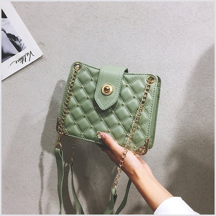 Women's Bag Chanel-Style Rhombus Chain Bag Rivet Small Bag Shoulder Bag Fashion Trendy Messenger Bag Women's Bag Chanel-Style Rhombus Chain Bag Rivet Small Bag Shoulder Bag Fashion Trendy Messenger Bag