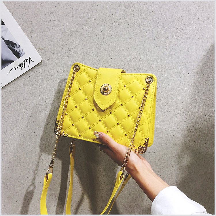 Women's Bag Chanel-Style Rhombus Chain Bag Rivet Small Bag Shoulder Bag Fashion Trendy Messenger Bag Women's Bag Chanel-Style Rhombus Chain Bag Rivet Small Bag Shoulder Bag Fashion Trendy Messenger Bag