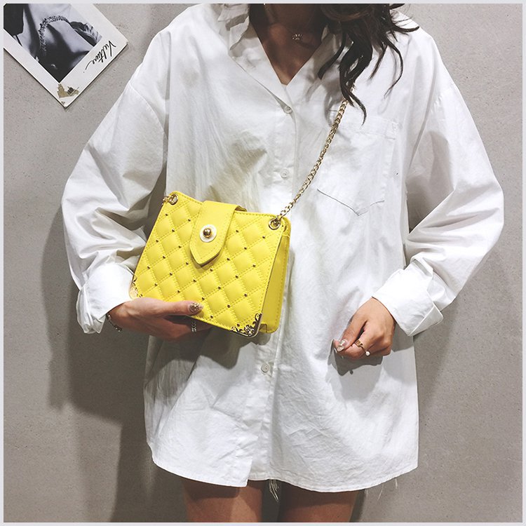 Women's Bag Chanel-Style Rhombus Chain Bag Rivet Small Bag Shoulder Bag Fashion Trendy Messenger Bag Women's Bag Chanel-Style Rhombus Chain Bag Rivet Small Bag Shoulder Bag Fashion Trendy Messenger Bag