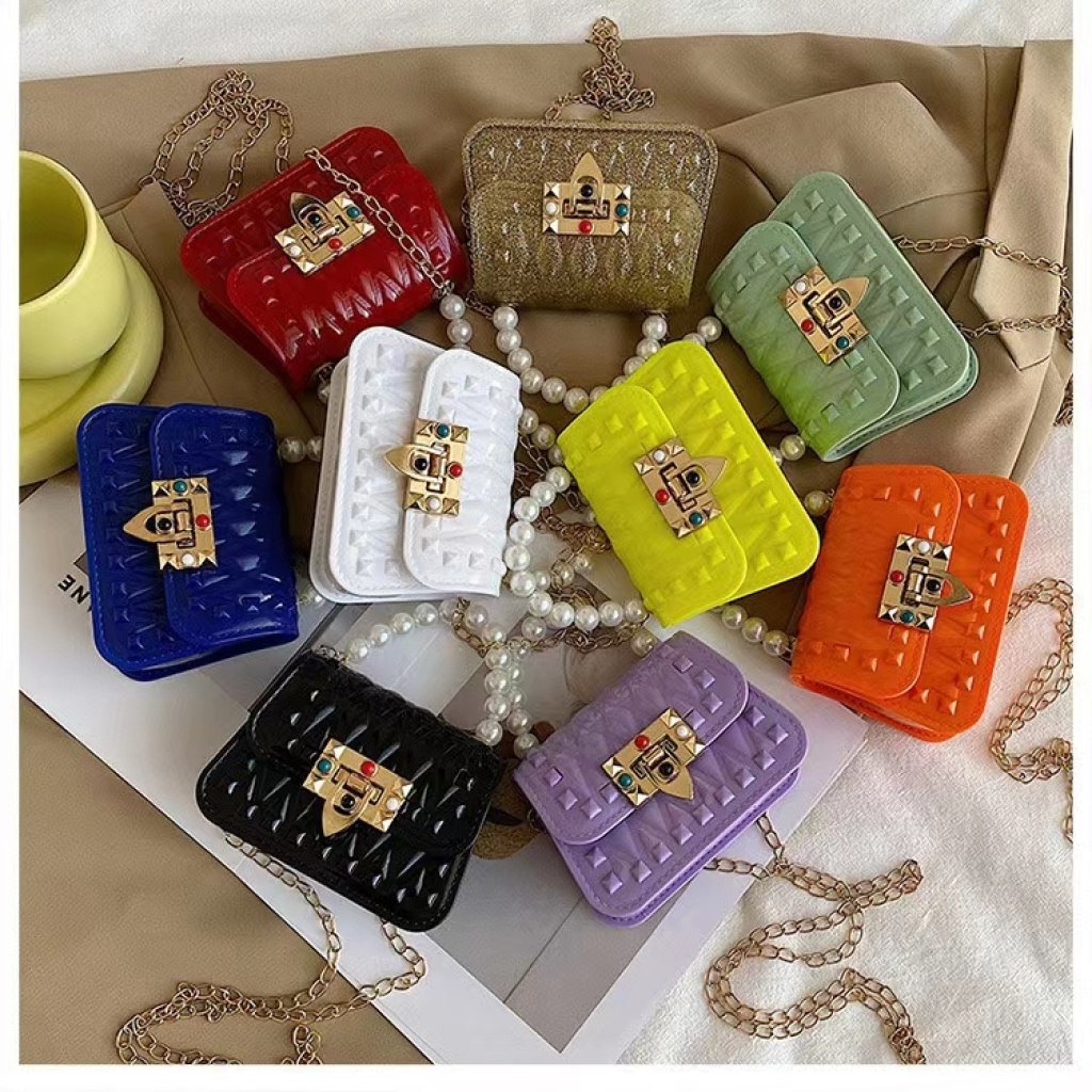 2021 Spring and Summer Hot-Selling Casual One-Shoulder Crossbody Portable Mini Small Chain Rivet Mobile Phone Bag Gel Bag 2021 Spring and Summer Hot-Selling Casual One-Shoulder Crossbody Portable Mini Small Chain Rivet Mobile Phone Bag Gel Bag