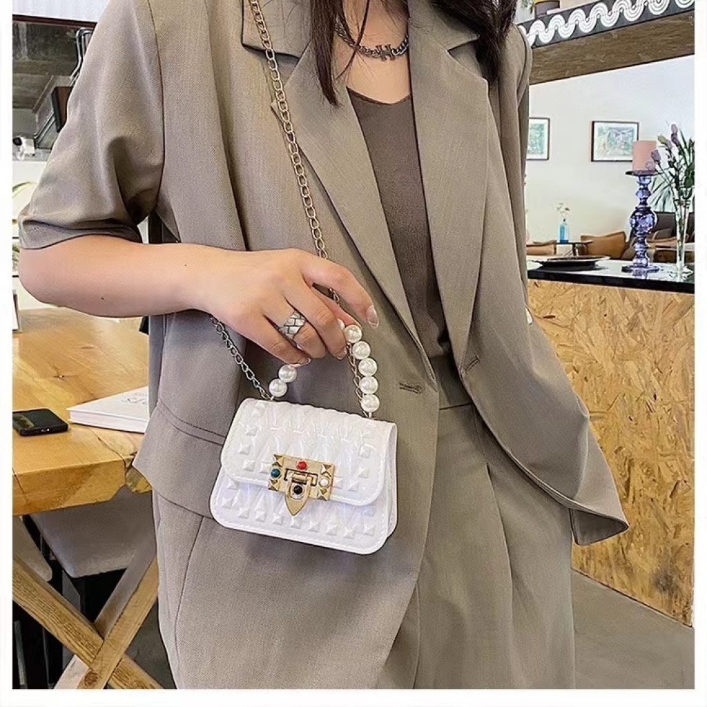 2021 Spring and Summer Hot-Selling Casual One-Shoulder Crossbody Portable Mini Small Chain Rivet Mobile Phone Bag Gel Bag 2021 Spring and Summer Hot-Selling Casual One-Shoulder Crossbody Portable Mini Small Chain Rivet Mobile Phone Bag Gel Bag