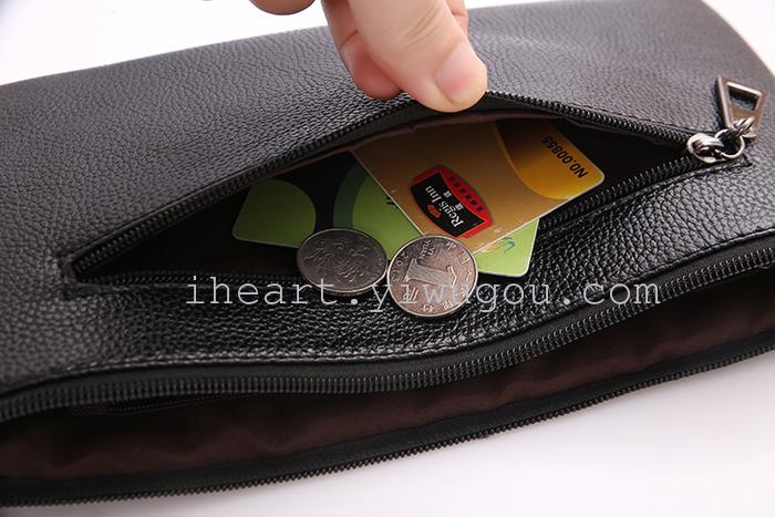 The six side of the bottom row rivet bag The six side of the bottom row rivet bag