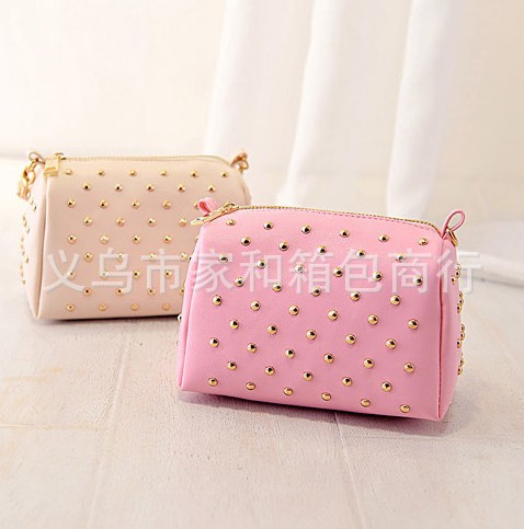  new Korean women bag chain fashion trend of PU bag rivet bag shoulder Messenger bag