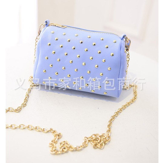  new Korean women bag chain fashion trend of PU bag rivet bag shoulder Messenger bag