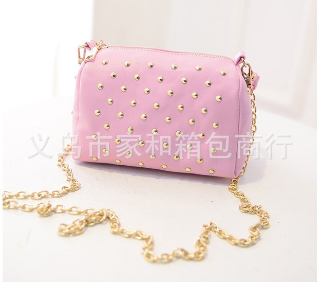  new Korean women bag chain fashion trend of PU bag rivet bag shoulder Messenger bag