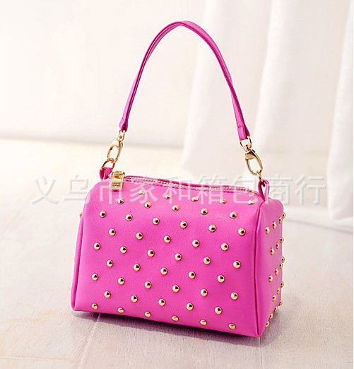  new Korean women bag chain fashion trend of PU bag rivet bag shoulder Messenger bag