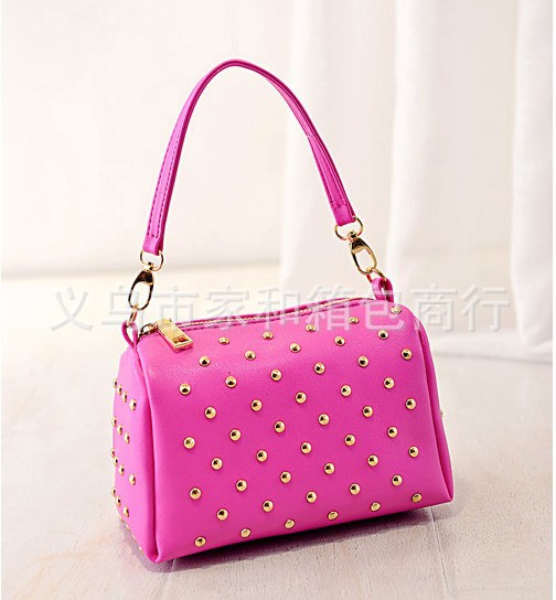  new Korean women bag chain fashion trend of PU bag rivet bag shoulder Messenger bag