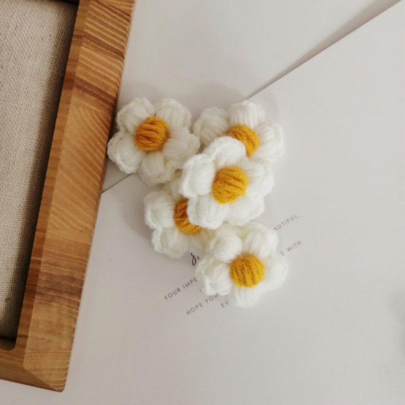Crocheted Wool Cute Strawberry Small Flower Pendant Berry Worry Bag Keychain Car Hanging Ornaments New Products in Stock Crocheted Wool Cute Strawberry Small Flower Pendant Berry Worry Bag Keychain Car Hanging Ornaments New Products in Stock