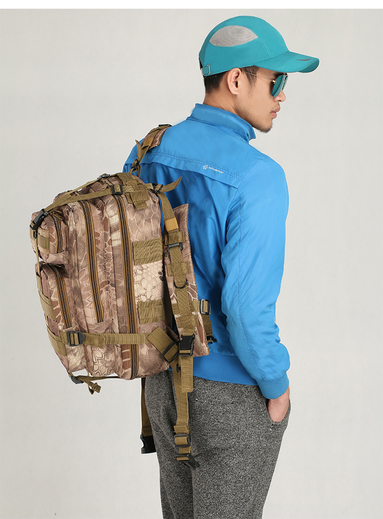Factory in Stock Wholesale Military Fans Combat Bag Outdoor Sports Hiking Bag 30L Oxford Waterproof Camouflage 3P Backpack