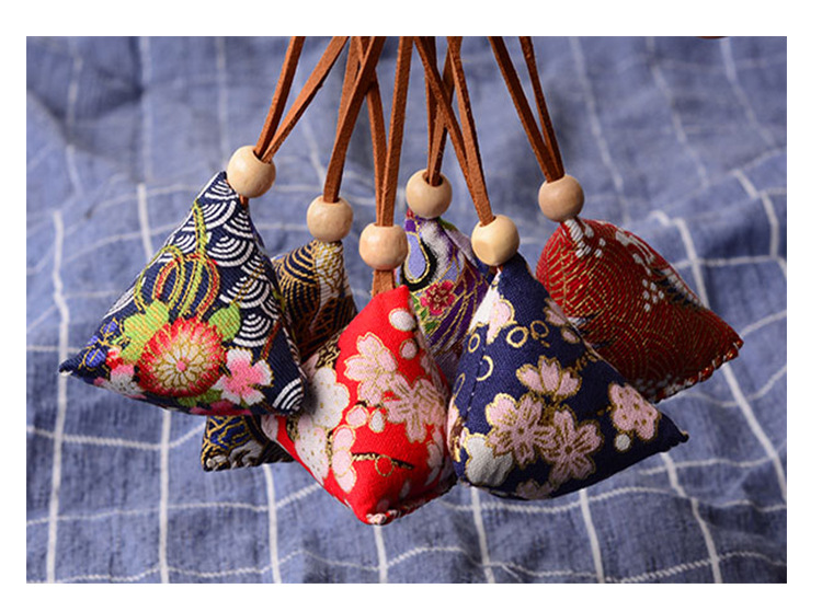 Bag Argy Wormwood Mosquito Repellent Portable Handmade Ancient Style Sachet Mini Zongzi Perfume Bag in Stock Whole Bag Argy Wormwood Mosquito Repellent Portable Handmade Ancient Style Sachet Mini Zongzi Perfume Bag in Stock Whole