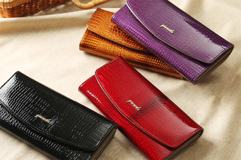 Brand patent leather fashion women's bag real leather bag lady handbag guangzhou wallet amazon Tmall special supply of goods Brand patent leather fashion women's bag real leather bag lady handbag guangzhou wallet amazon Tmall special supply of goods