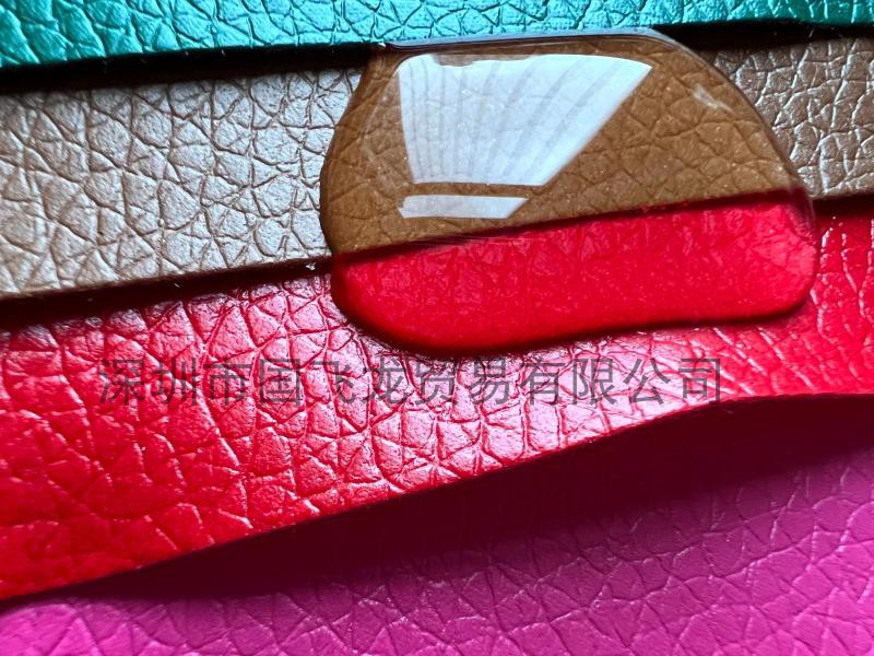Waterproof Lychee Pattern Thin Artificial Leather with Spunlace Bottom for Handbags, Backpacks, Leather Cases, Etc.