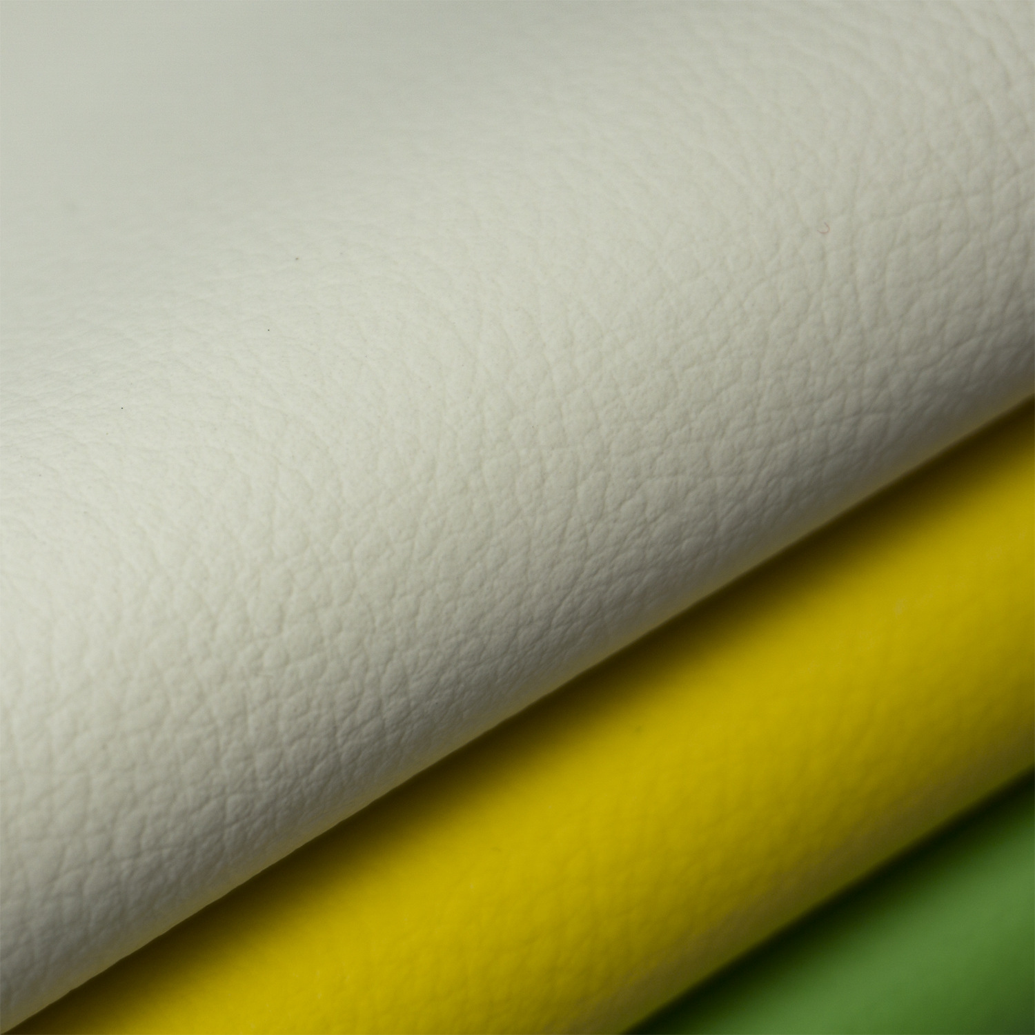 Wholesale Semi-PU Leather Small Lychee Pattern British Standard Flame Retardant Leather Fabric Skin Feeling Sofa Cushion Soft Upholstery and Hard Upholstery Artificial Leather