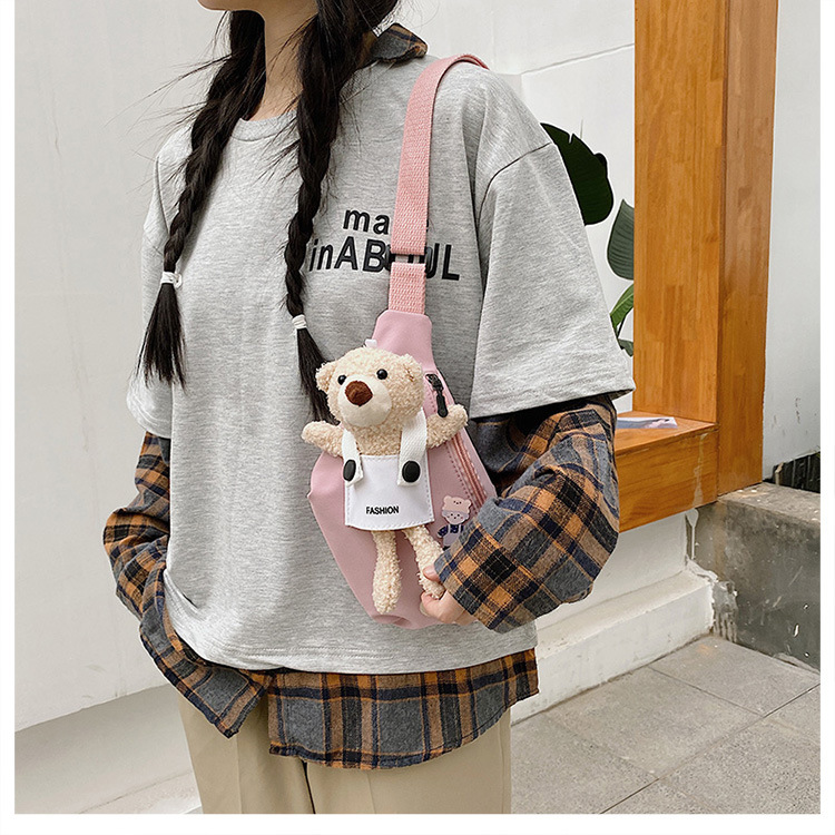 Cute Bear Simple Canvas Bag Girl Ins Lightweight Crossbody Bag 2021 New Japanese Style Student Sports Chest Bag