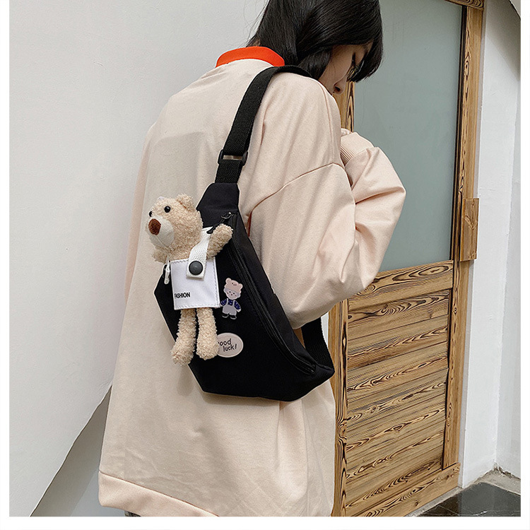 Cute Bear Simple Canvas Bag Girl Ins Lightweight Crossbody Bag 2021 New Japanese Style Student Sports Chest Bag