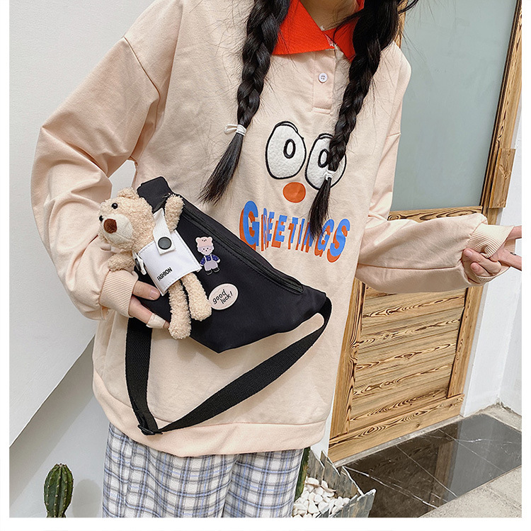 Cute Bear Simple Canvas Bag Girl Ins Lightweight Crossbody Bag 2021 New Japanese Style Student Sports Chest Bag