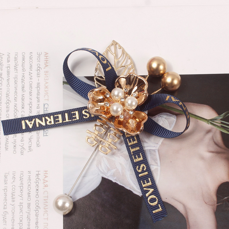 Mori Style Wedding Corsage Bridegroom Bride Wedding Corsage Chinese Metal Xi Character Three-Petal Flower Multi-Color Title Full Set Mori Style Wedding Corsage Bridegroom Bride Wedding Corsage Chinese Metal Xi Character Three-Petal Flower Multi-Color Title Full Set