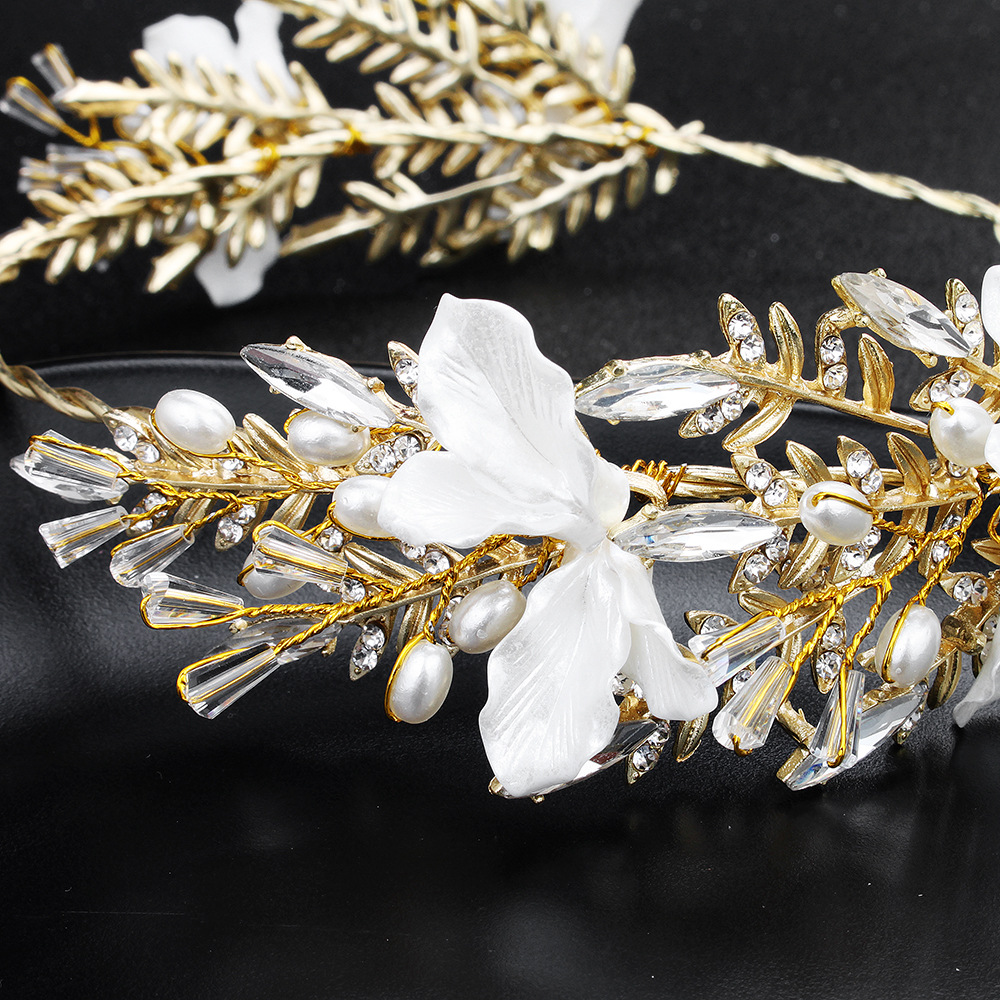Korean Style Bridal Wedding Dress Headdress Crystal Headdress Flower Alloy Crown Headband Petal Pearl Ear Clip Set Wholesale Korean Style Bridal Wedding Dress Headdress Crystal Headdress Flower Alloy Crown Headband Petal Pearl Ear Clip Set Wholesale
