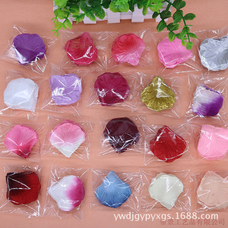 Room Layout Wedding Scene Atmosphere Throwing Flowers Marriage Bed Sprinkling Flowers Factory Wholesale Wedding Petal