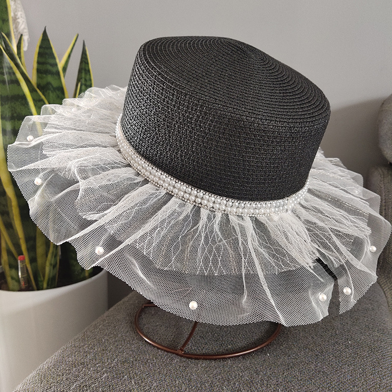 Original design of white wedding dress hat network band aid pearl flat Brim Straw hat with diamond Web celebrity travel sun Hat trend