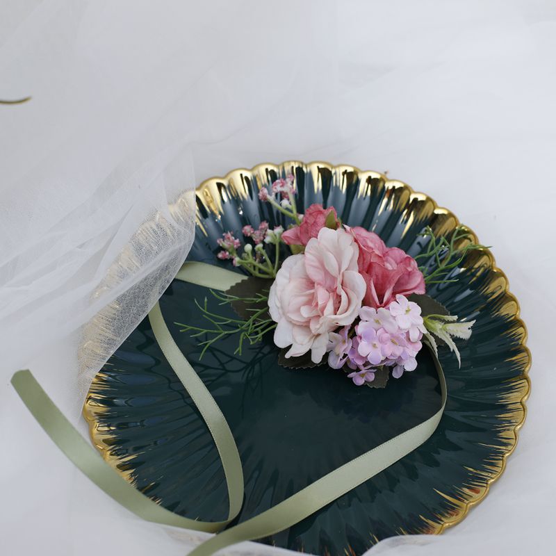 Style European Bride Bridesmaid Wedding Wrist Flower Groom Groomsman Corsage Shoes and Hat Decoration Floral Decorations Style European Bride Bridesmaid Wedding Wrist Flower Groom Groomsman Corsage Shoes and Hat Decoration Floral Decorations