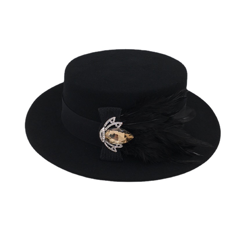 Autumn and Winter New French Elegant Woolen Flat-Top Cap Black and White Feather Wedding Dress Top Wedding Hat