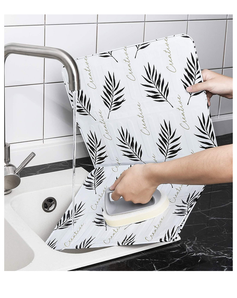 Kitchen Foldable Oil-Proof Baffle Gas Cooker Oil Baffle Plate Thermal Baffle Aluminum Foil High Temperature Resistant Cooking Anti-Oil Paper Kitchen Foldable Oil-Proof Baffle Gas Cooker Oil Baffle Plate Thermal Baffle Aluminum Foil High Temperature Resistant Cooking Anti-Oil Paper