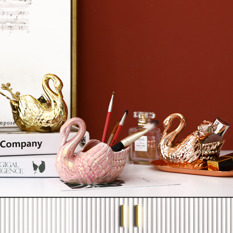 Nordic Light Luxury Pure Ceramic Swan Jewelry Box Pen Holder Brush Makeup Tube Brush Girly Bedroom Romantic Wedding Decoration