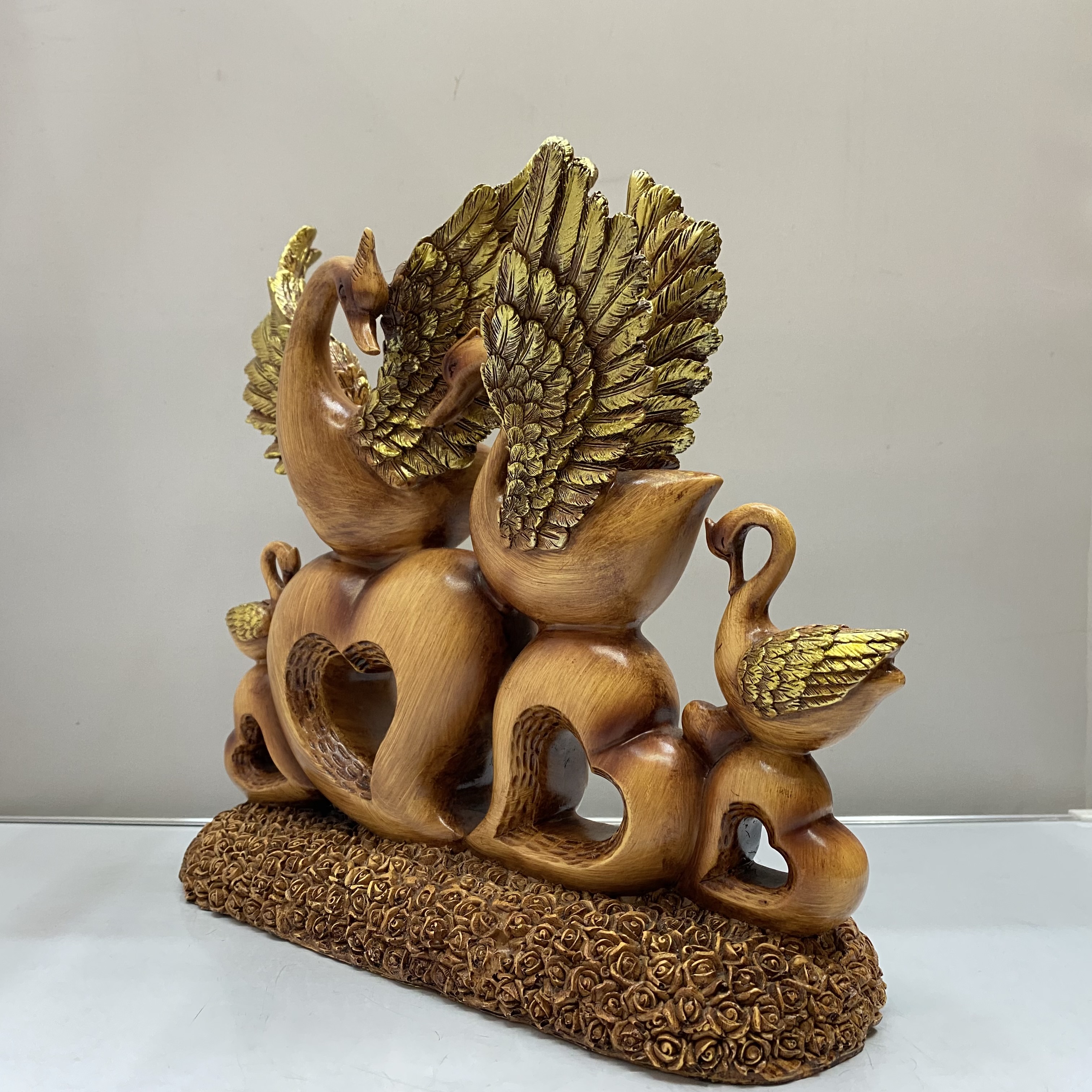 Creative Simple Resin Couple Swan Decoration Living Room TV Cabinet Cabinet Decorative Craft Gift Wedding Gift