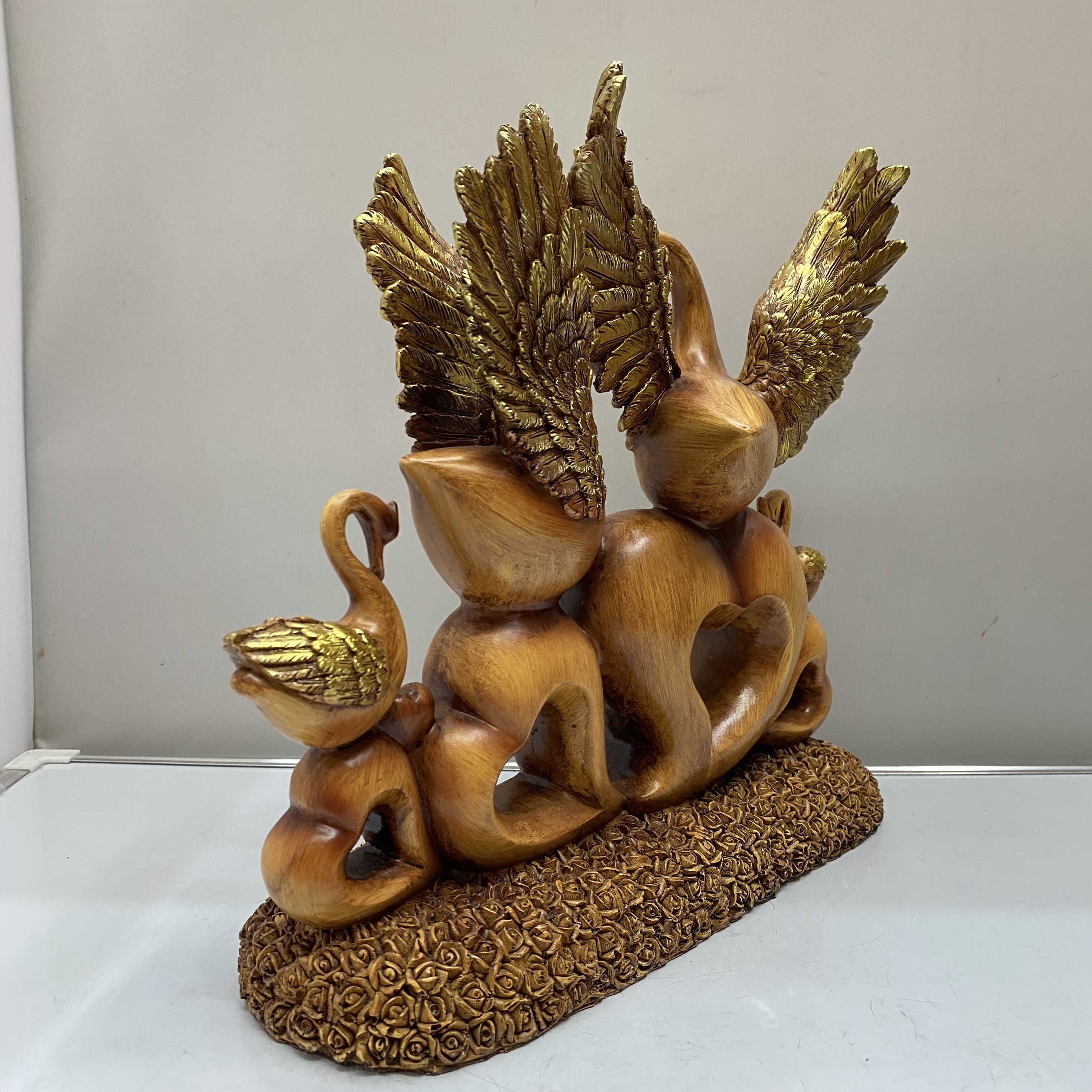 Creative Simple Resin Couple Swan Decoration Living Room TV Cabinet Cabinet Decorative Craft Gift Wedding Gift
