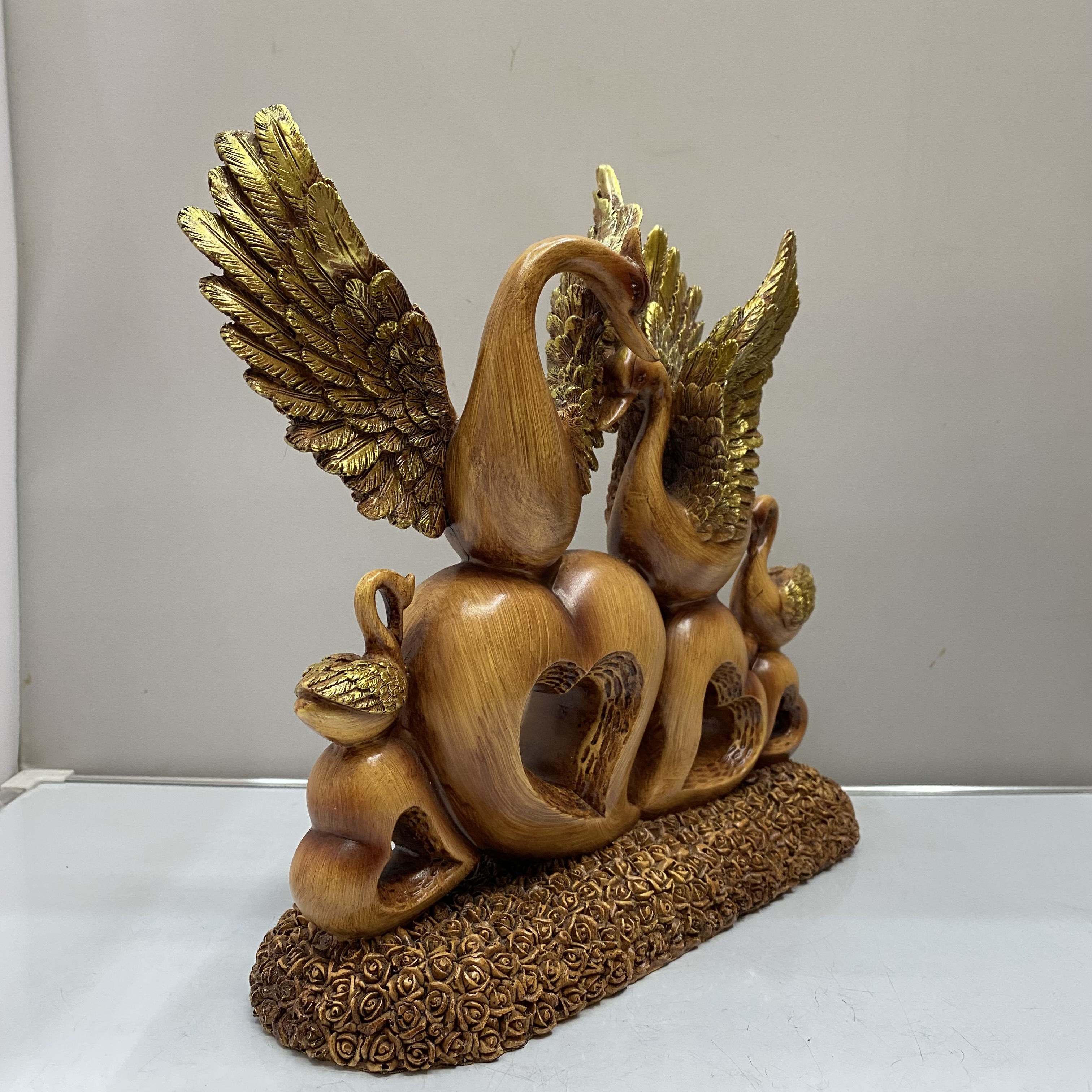 Creative Simple Resin Couple Swan Decoration Living Room TV Cabinet Cabinet Decorative Craft Gift Wedding Gift