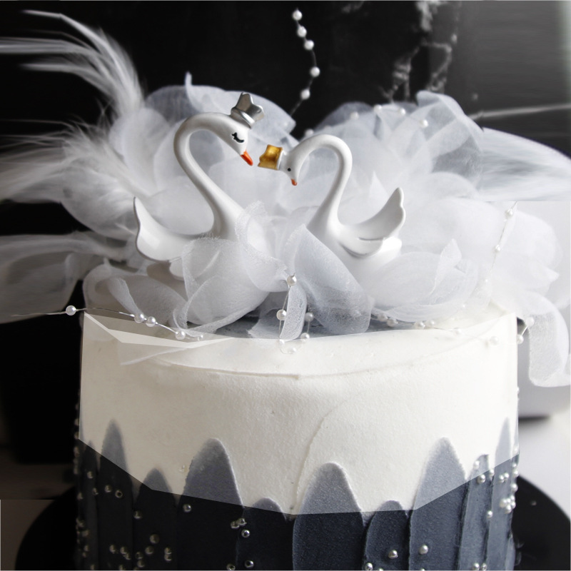 Day Crown White Swan Feather Birthday Cake Decoration Card Beautiful Wedding Dessert Table Flags Wedding Swan