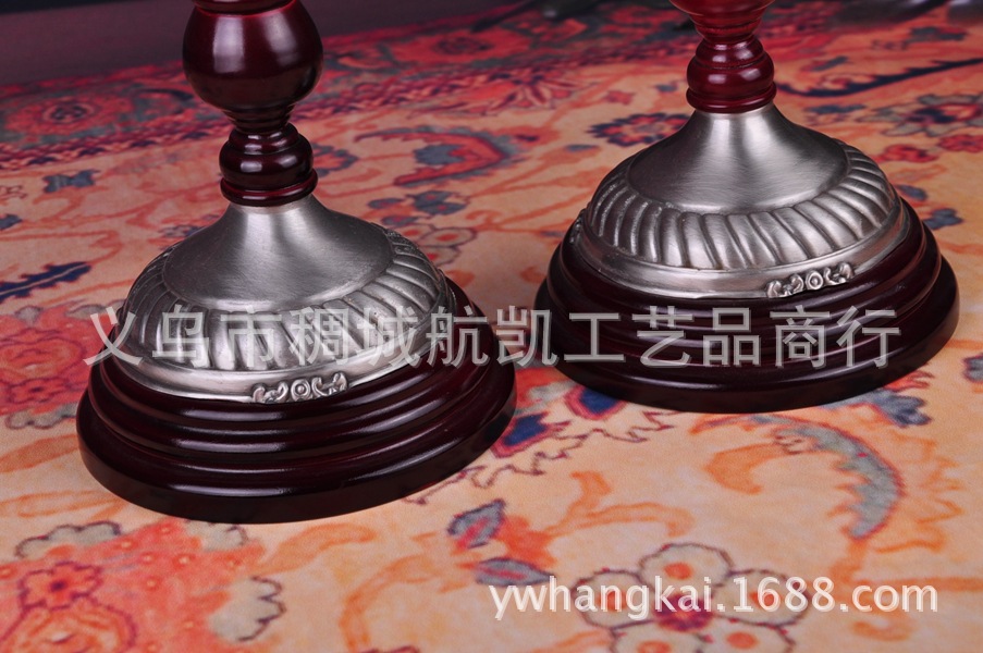 Factory direct single-head candleholder continental decorative ornaments antique mahogany furniture, candlesticks Factory direct single-head candleholder continental decorative ornaments antique mahogany furniture, candlesticks