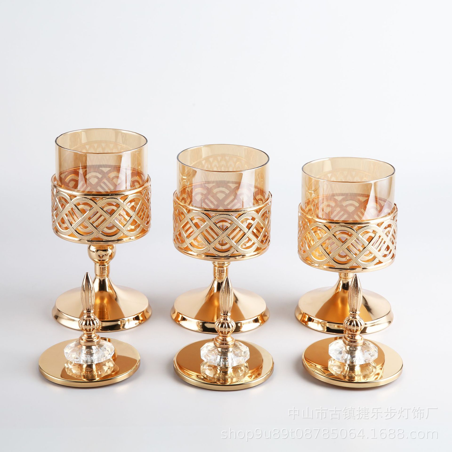 European Style Ornaments Glass Dining Table Western Romantic Candlelight Dinner Three-Piece Set Candleholder European Style Ornaments Glass Dining Table Western Romantic Candlelight Dinner Three-Piece Set Candleholder