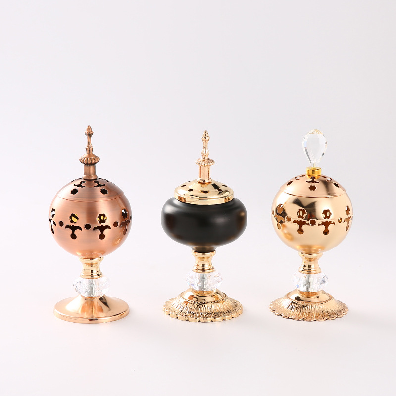 Simple European Ins Candlestick Hollow Wrought Iron Candlestick Candle Cup Accessories European Candleholder